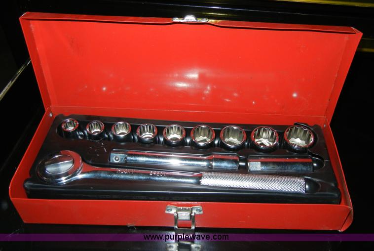 image for item 2362 Assorted tools