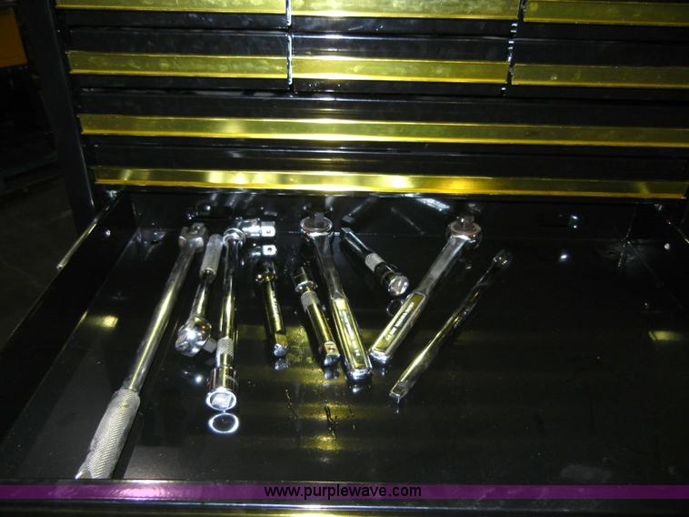 image for item 2362 Assorted tools