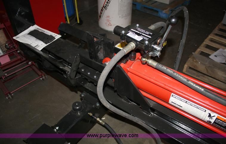 image for item 2399 Vertical or horizontal log splitter