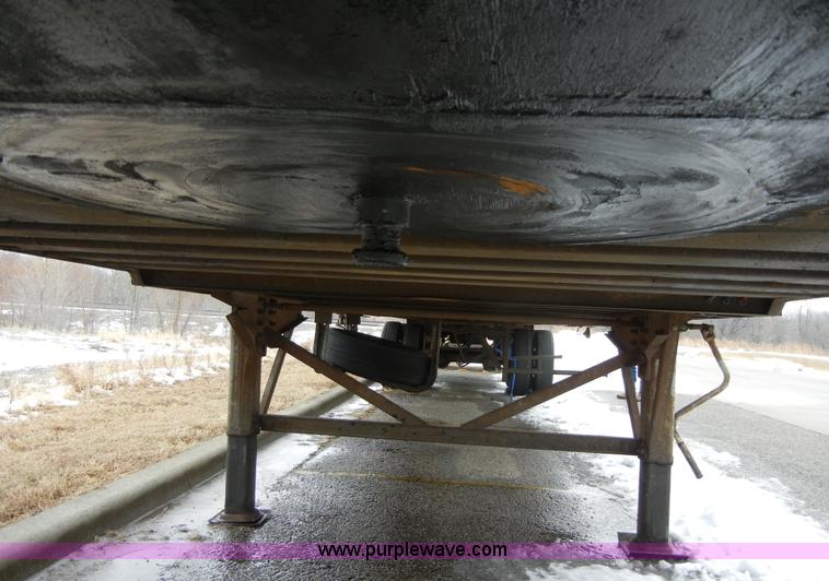 image for item 2413 1996 Wabash SA-102-CW 48' van trailer with interior shelving