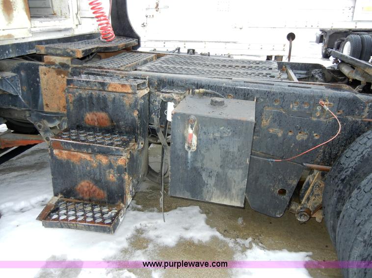 image for item 2421 1997 Ottawa 30 Yard Dog