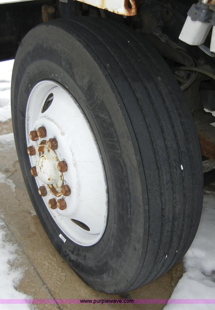 image for item 2421 1997 Ottawa 30 Yard Dog