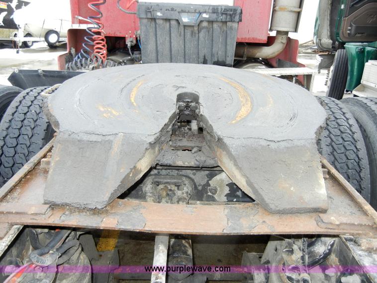 image for item 2423 1994 Kenworth T 600B