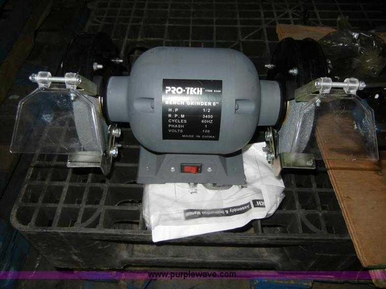 image for item 2439 Assorted tools