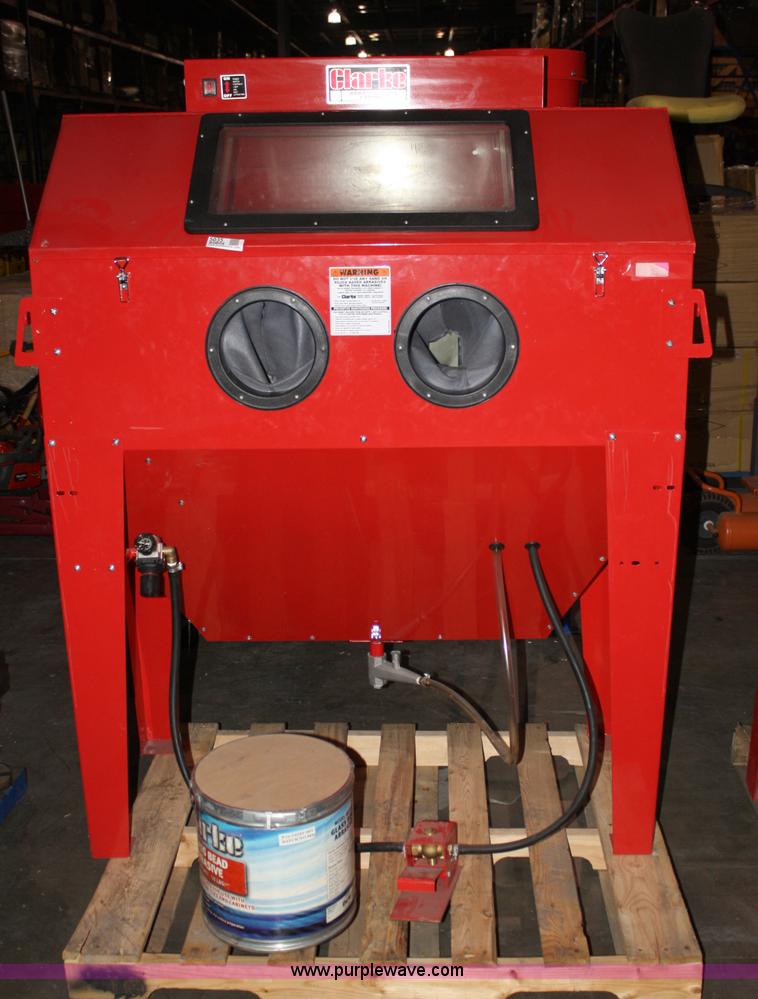 image for item 5035 Clarke sandblasting cabinet