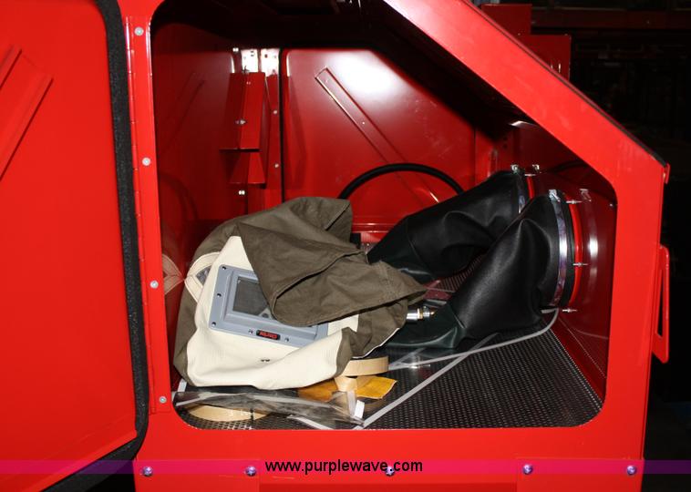 image for item 5035 Clarke sandblasting cabinet