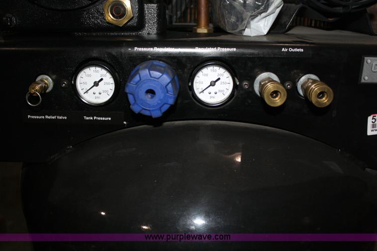 image for item 5089 80 gallon air compressor