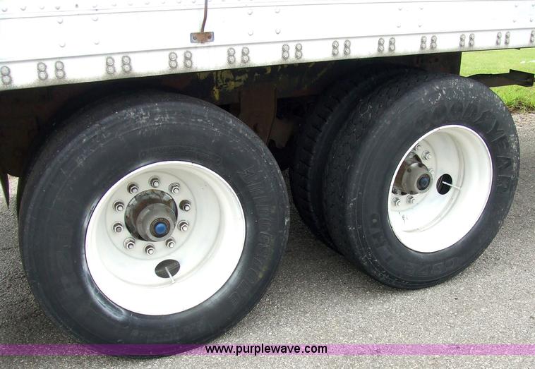 image for item 7146 1995 Stoughton AVW-4857-S-C 48' van trailer with interior shelving and lighting