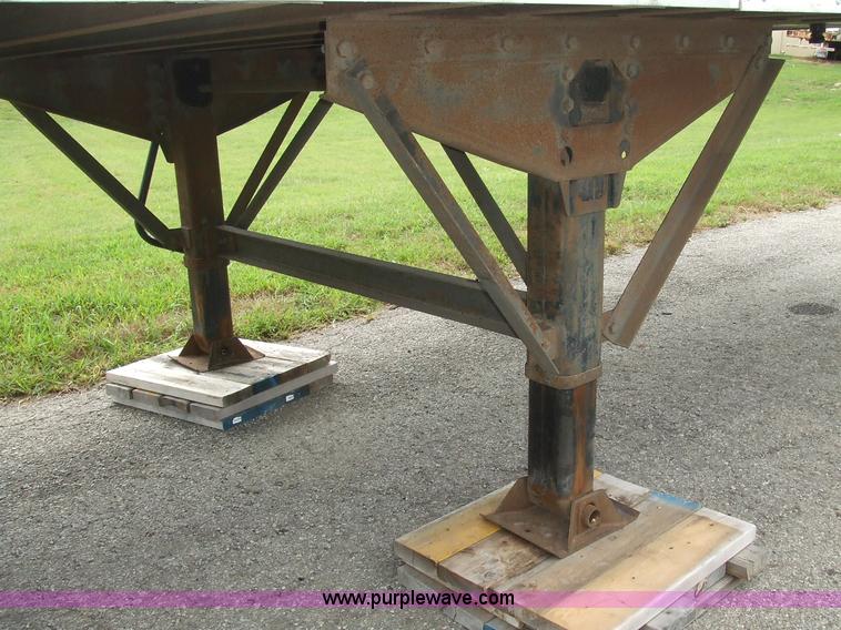 image for item 7146 1995 Stoughton AVW-4857-S-C 48' van trailer with interior shelving and lighting