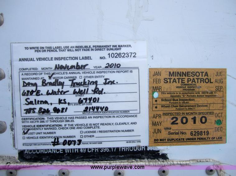 image for item 3039 1997 Trailmobile 53' dry van semi-trailer