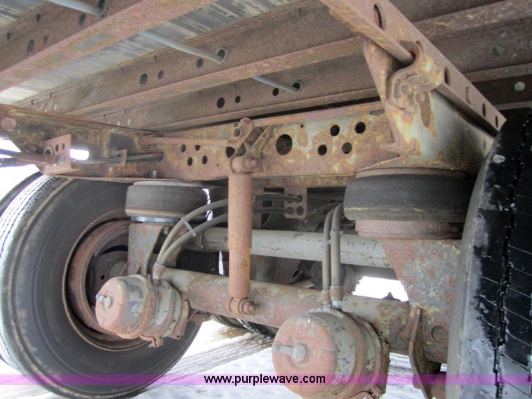 image for item 3040 1998 Great Dane 7411TJWA 53' dry van semi-trailer