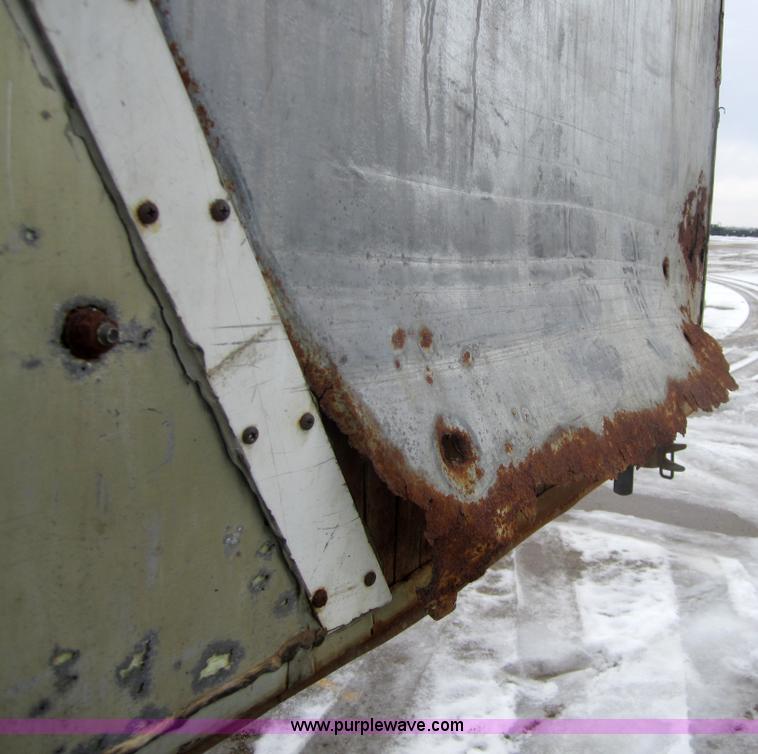 image for item 3043 1998 Great Dane 7411TJWA 53' dry van semi-trailer