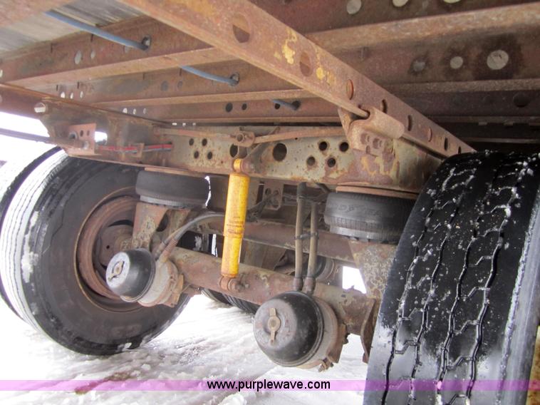 image for item 3045 1998 Great Dane 7411TJWA 53' dry van semi-trailer