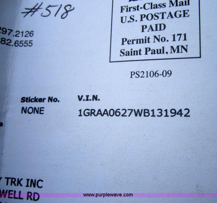 image for item 3047 1998 Great Dane 7411TJWA 53' dry van semi-trailer