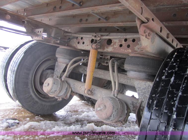 image for item 3048 1998 Great Dane 7411TJWA 53' dry van semi-trailer