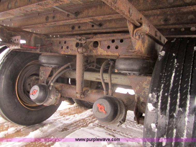 image for item 3049 1998 Great Dane 7411TJWA 53' dry van semi-trailer