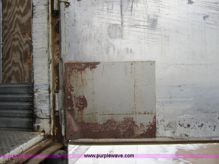 image for item 3049 1998 Great Dane 7411TJWA 53' dry van semi-trailer