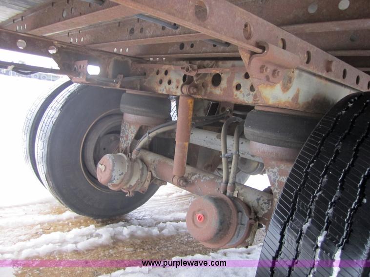 image for item 3051 1998 Great Dane 7411TJWA 53' dry van semi-trailer