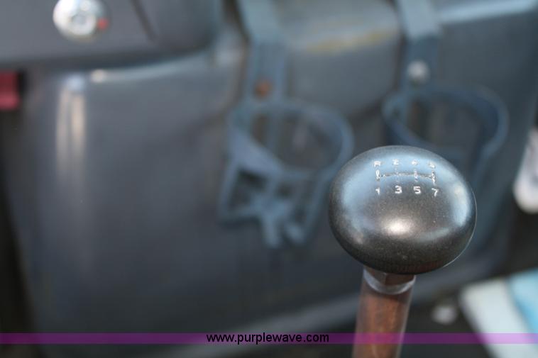 image for item 4750 1993 Ford LN8000 semi truck