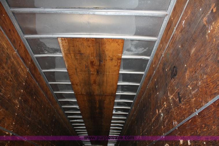 image for item 4751 1986 Great Dane dry van trailer