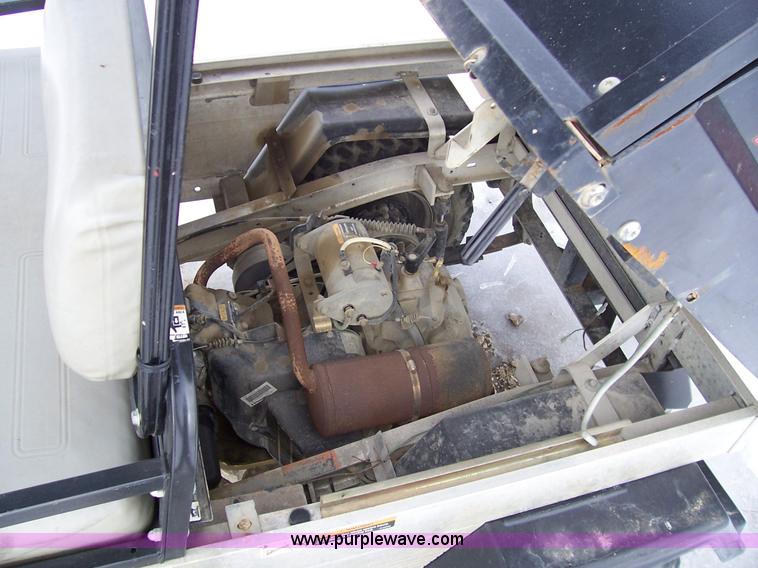 image for item 3397 2007 Club Car SRT90 utility vehicle