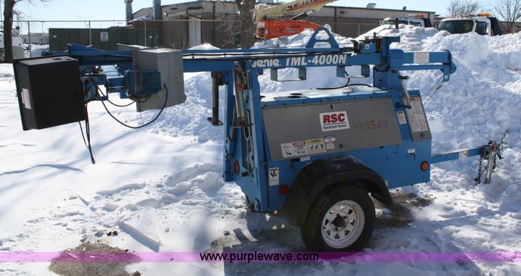 image for item 4783 2006 Genie TML-4000N light tower