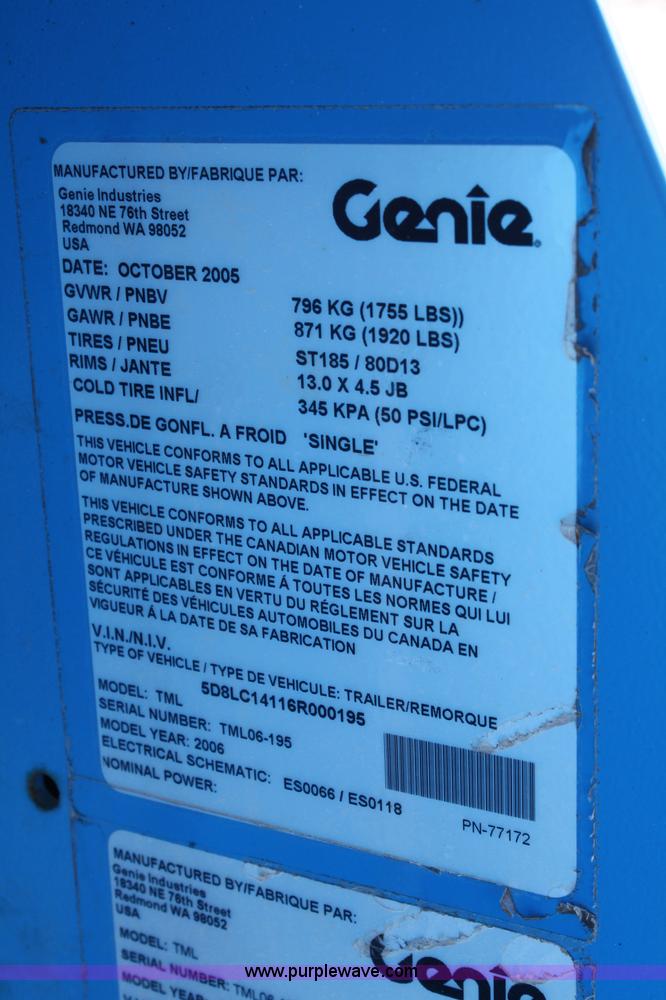 image for item 4783 2006 Genie TML-4000N light tower