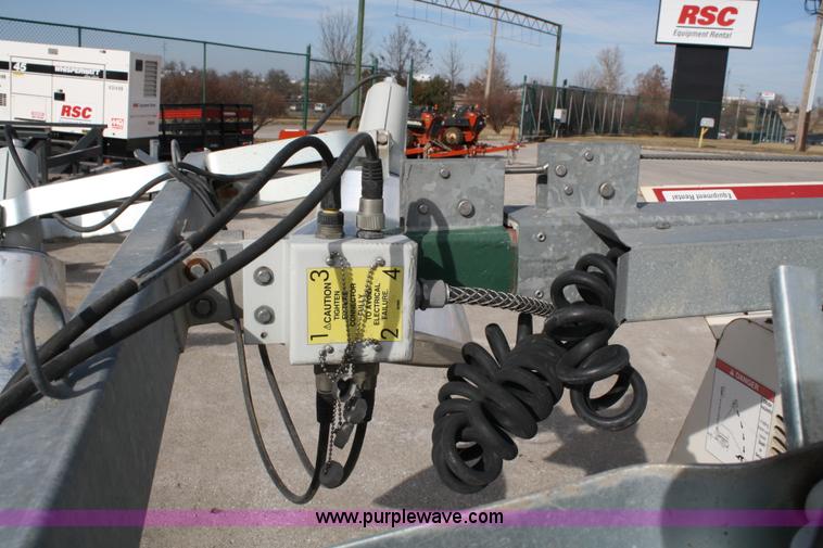 image for item 4998 2005 Terex Amida AL4000 light tower