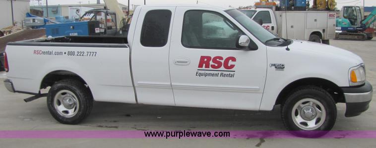 image for item 5300 2002 Ford F150 XLT supercab pickup truck