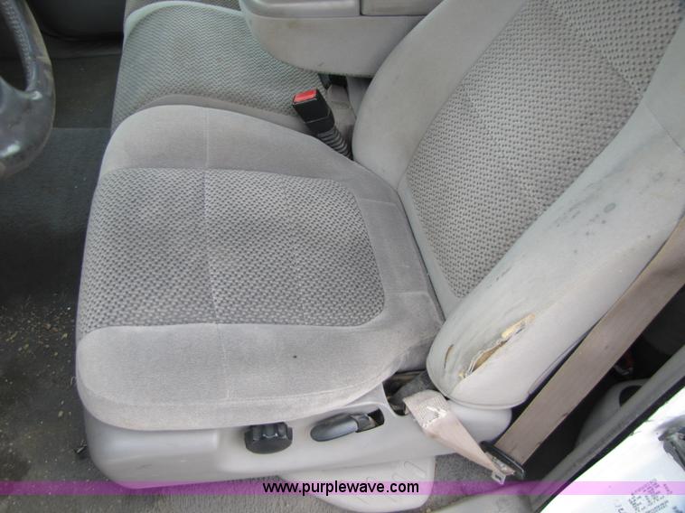 image for item 5300 2002 Ford F150 XLT supercab pickup truck