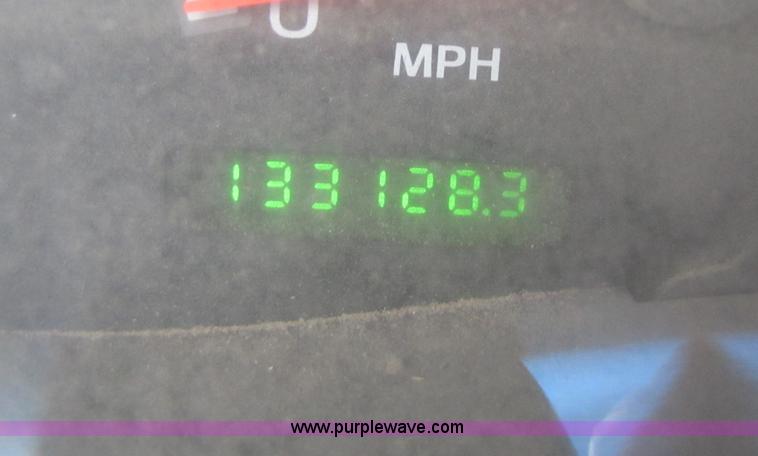 image for item 5300 2002 Ford F150 XLT supercab pickup truck