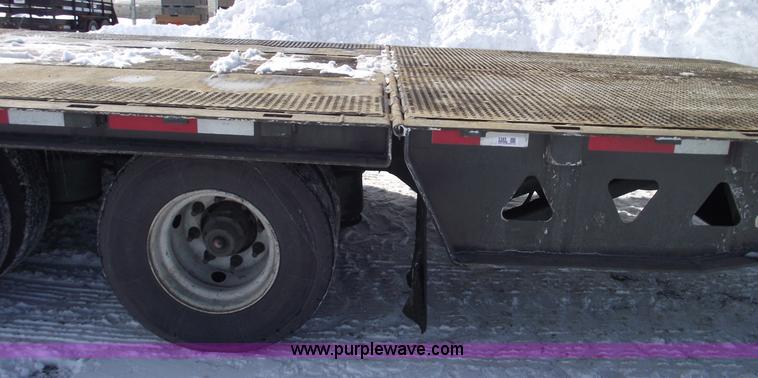 image for item 5385 2005 Trail King TK70HT-482 48' trailer