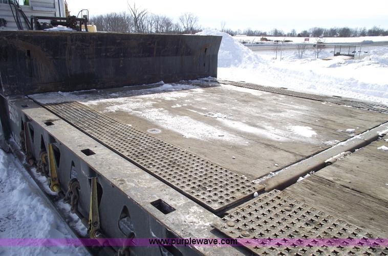 image for item 5385 2005 Trail King TK70HT-482 48' trailer