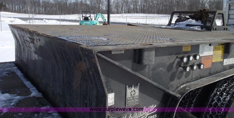 image for item 5385 2005 Trail King TK70HT-482 48' trailer