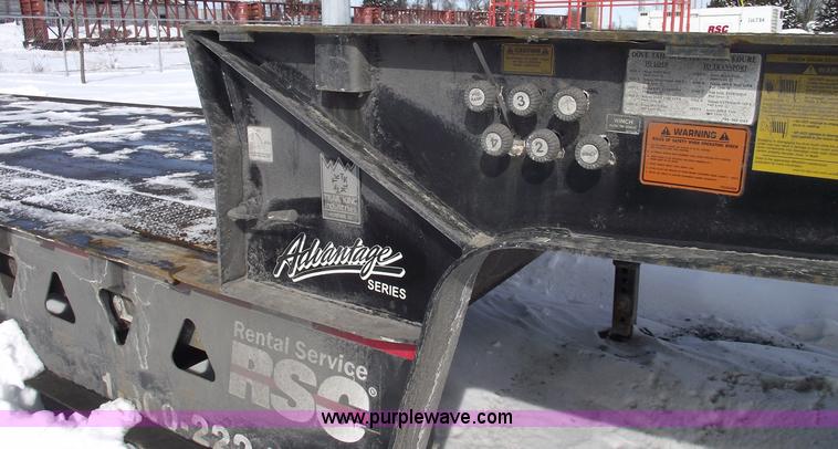 image for item 5386 2004 Trail King TK70HT-482 48' trailer