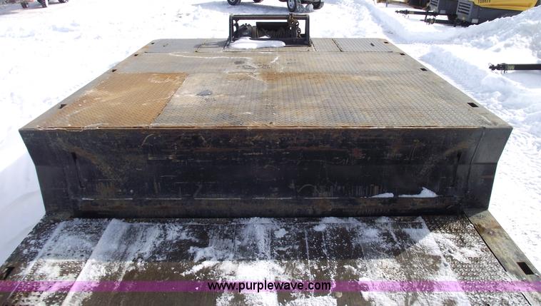 image for item 5386 2004 Trail King TK70HT-482 48' trailer