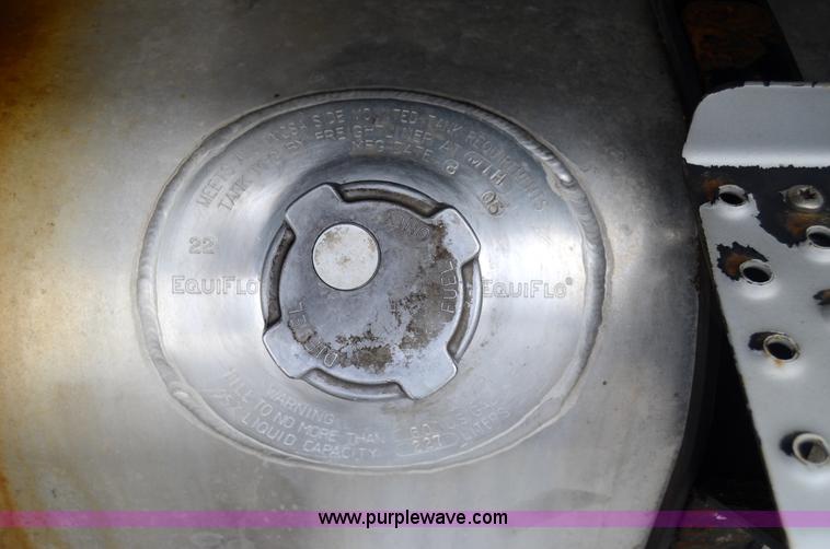 image for item 6041 2006 Freightliner M2 106 medium duty rollback truck