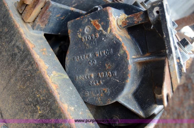 image for item 6041 2006 Freightliner M2 106 medium duty rollback truck