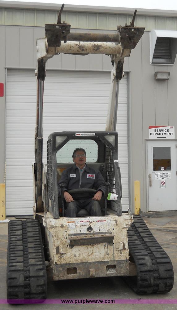 image for item 7776 2005 Bobcat T250 rubber track loader