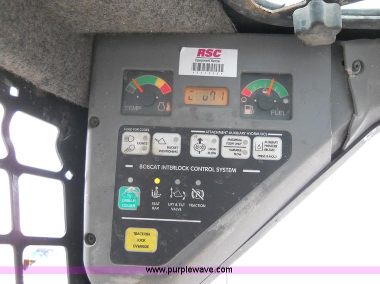 image for item 7776 2005 Bobcat T250 rubber track loader