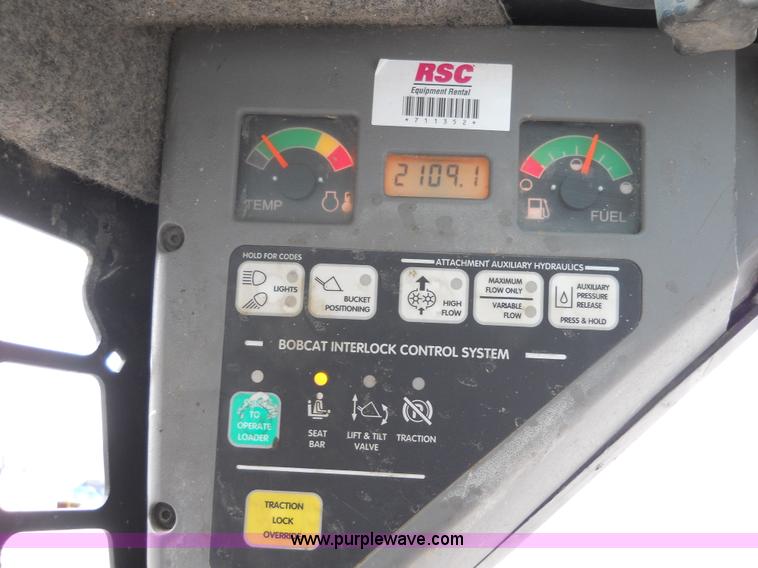 image for item 7776 2005 Bobcat T250 rubber track loader