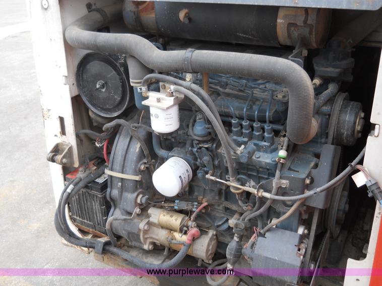 image for item 7776 2005 Bobcat T250 rubber track loader