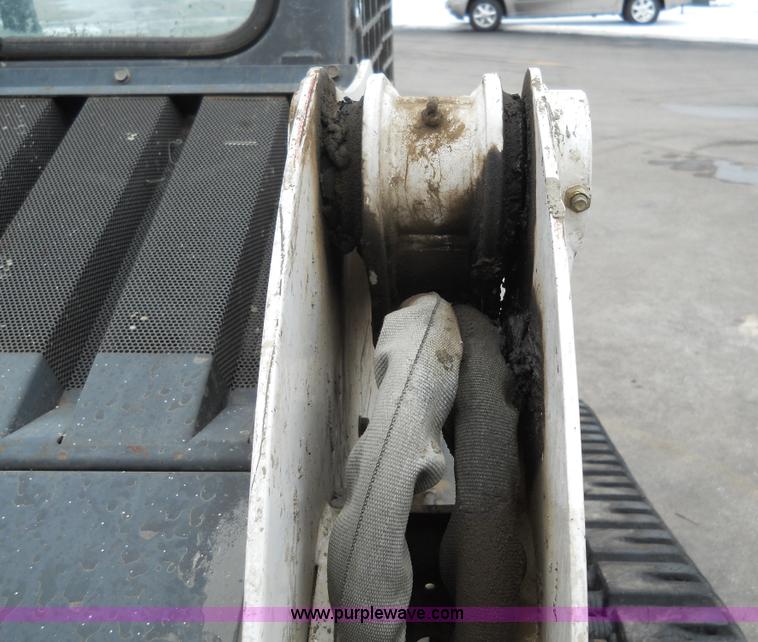 image for item 7776 2005 Bobcat T250 rubber track loader