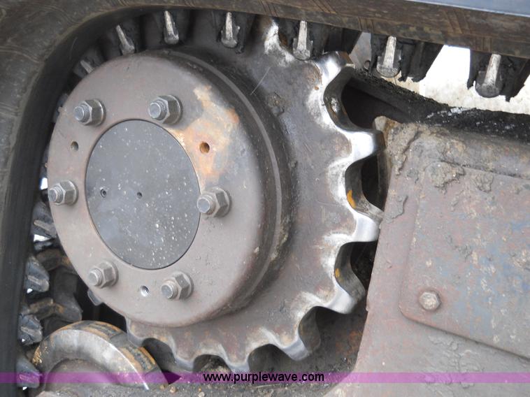 image for item 7776 2005 Bobcat T250 rubber track loader