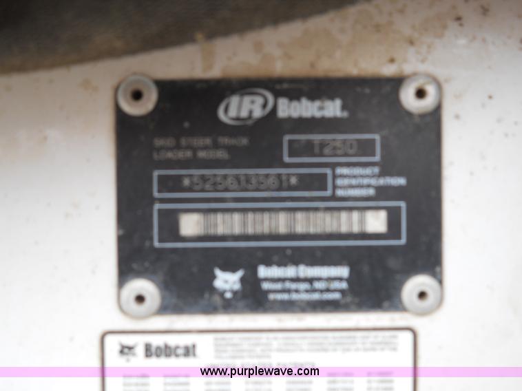 image for item 7776 2005 Bobcat T250 rubber track loader