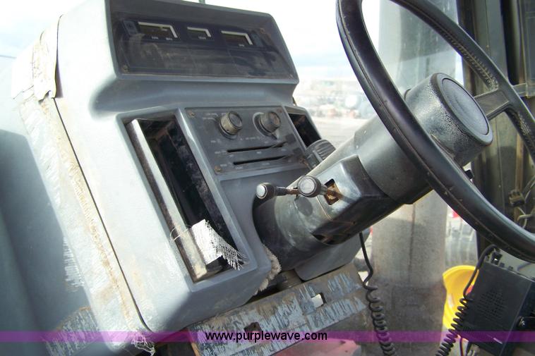 image for item 1001 1999 Case Steiger 9370 tractor