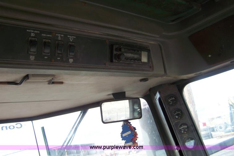 image for item 1001 1999 Case Steiger 9370 tractor