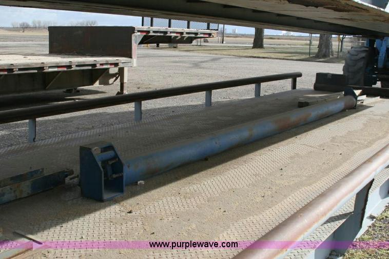 image for item 1500 Howe Richard scales