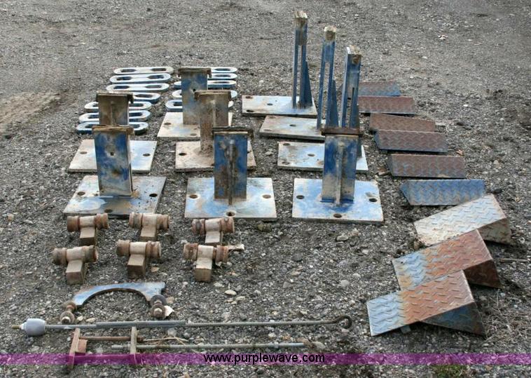 image for item 1500 Howe Richard scales