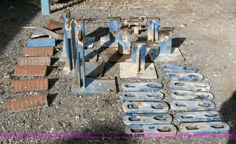 image for item 1500 Howe Richard scales